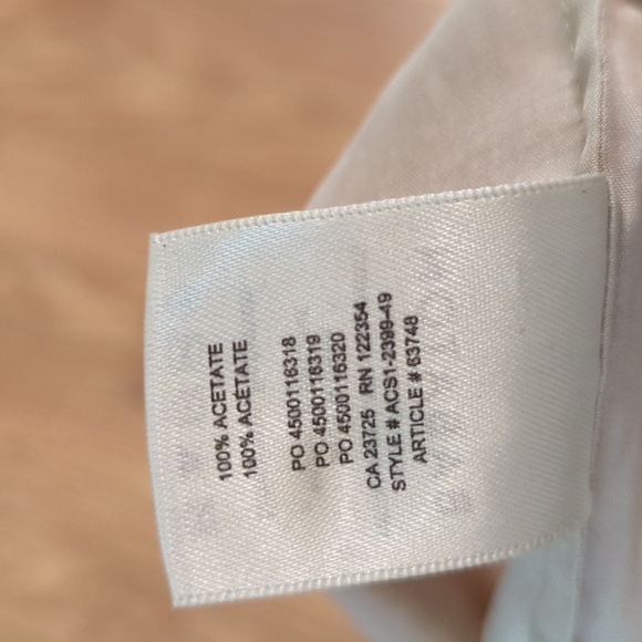 Champagne-colored satin camisole, 100% acetate, Aritzia Babaton XS - Picture 6 of 6